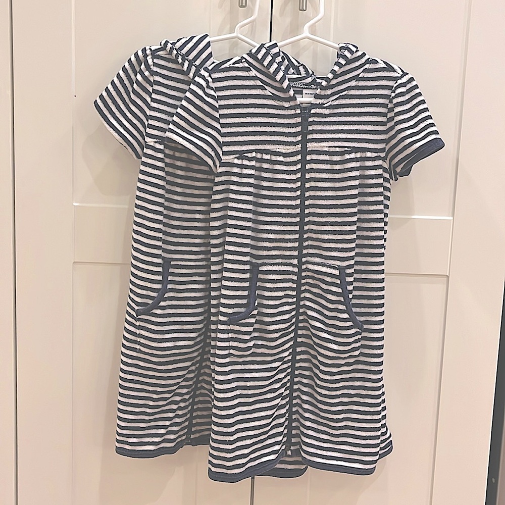 2/$20 5T navy blue & white stripe terry cloth swimsuit zip up hoodie coverups